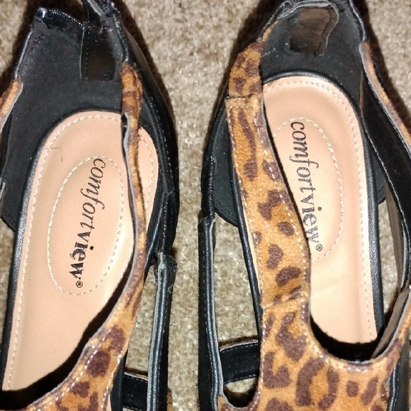Leopard Print Heels - Picture 4 of 4